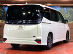 VOXY HYBRID