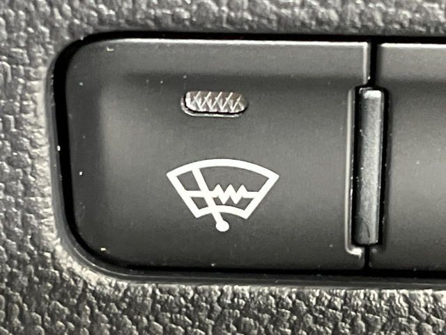 PRIUS 4WD