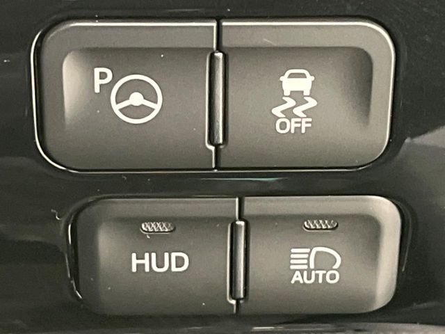 PRIUS 4WD