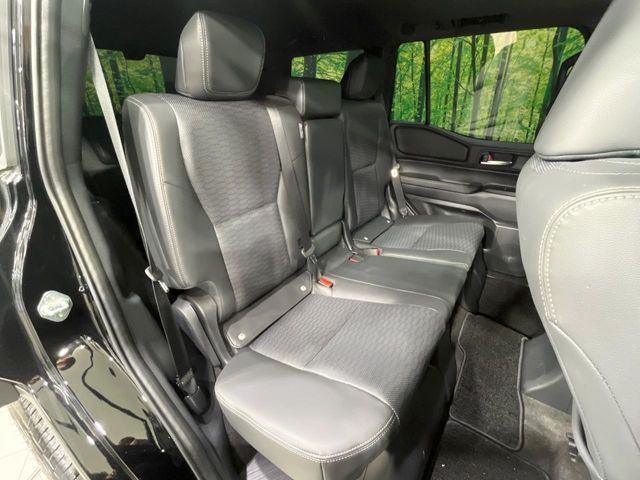 LANDCRUISER 250