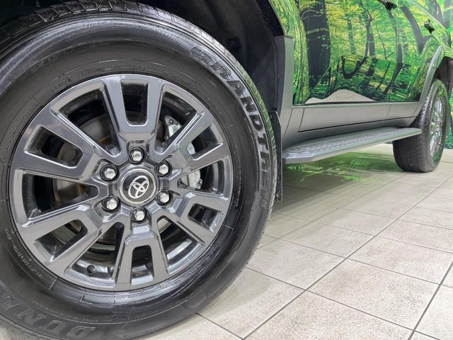LANDCRUISER 250