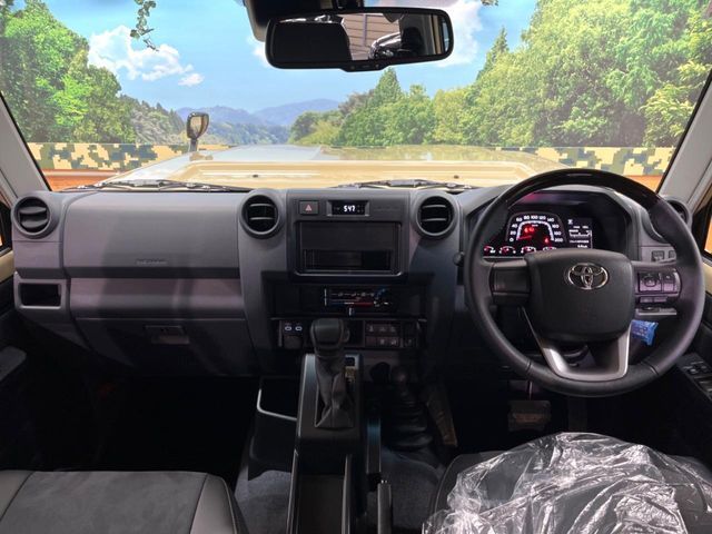 LANDCRUISER 70