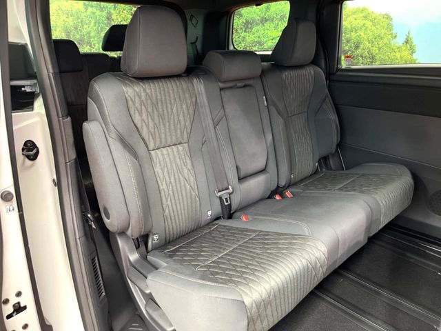 ALPHARD hybrid