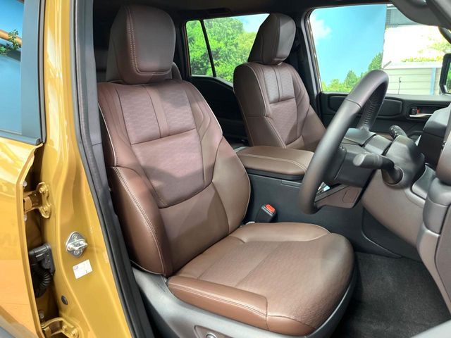 LANDCRUISER 250