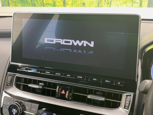 CROWN sedan hybrid 4WD