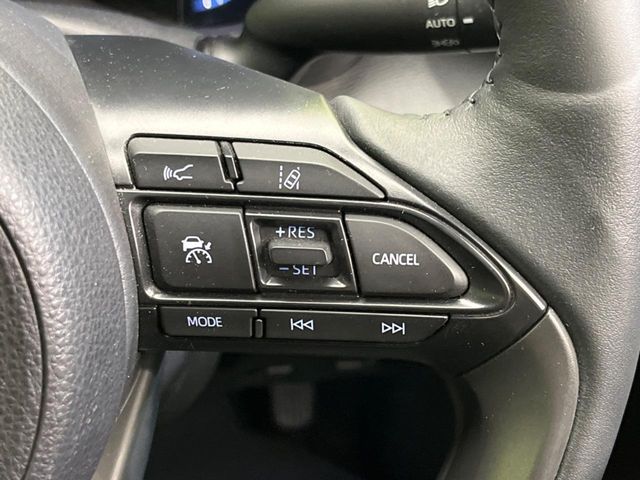 YARIS CROSS HYBRID