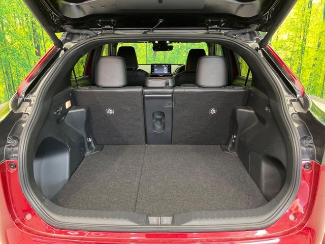 YARIS CROSS HYBRID