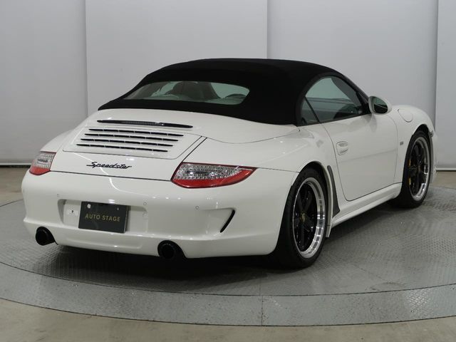 PORSCHE 911 SPEEDSTAR