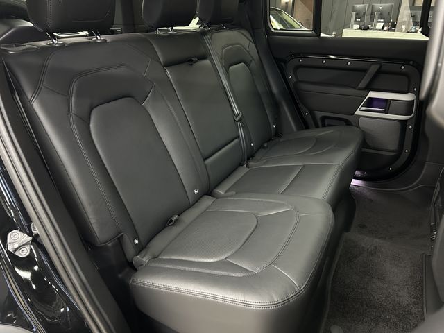 ROVER DEFENDER