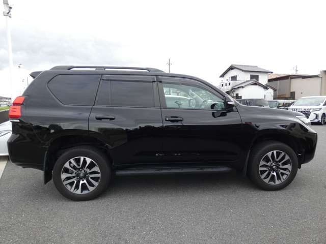 LANDCRUISER PRADO