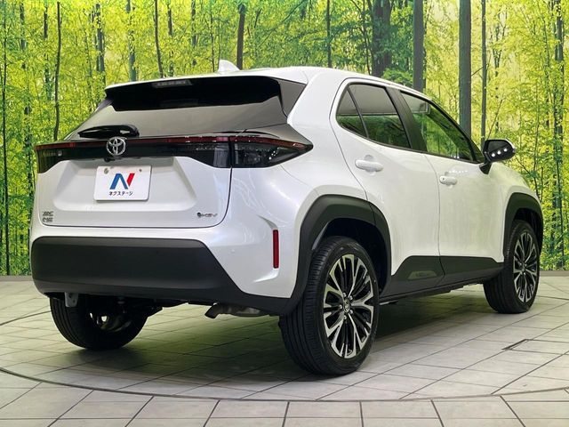 YARIS CROSS HYBRID