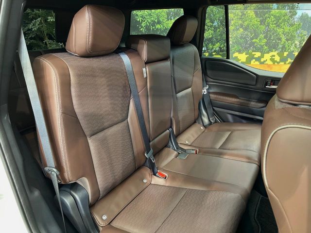 LANDCRUISER 250
