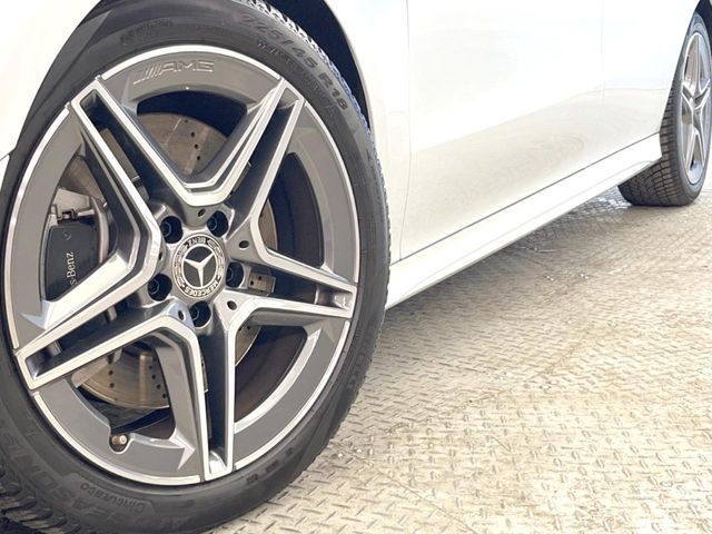 MERCEDES BENZ CLA Shooting Brake