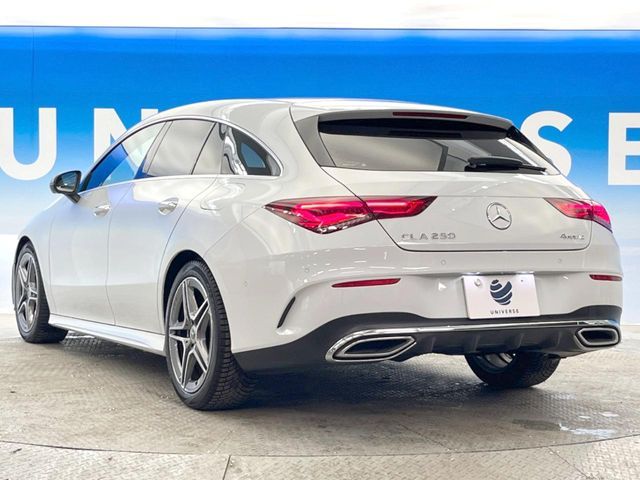 MERCEDES BENZ CLA Shooting Brake