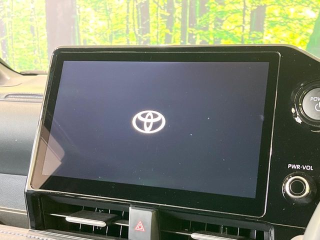 VOXY HYBRID 4WD