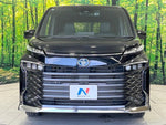 VOXY HYBRID 4WD