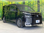 VOXY HYBRID 4WD