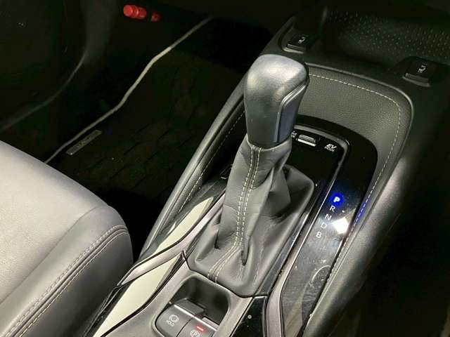 COROLLA TOURING HYBRID