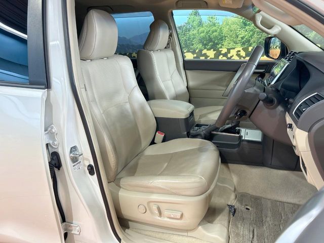 LANDCRUISER PRADO