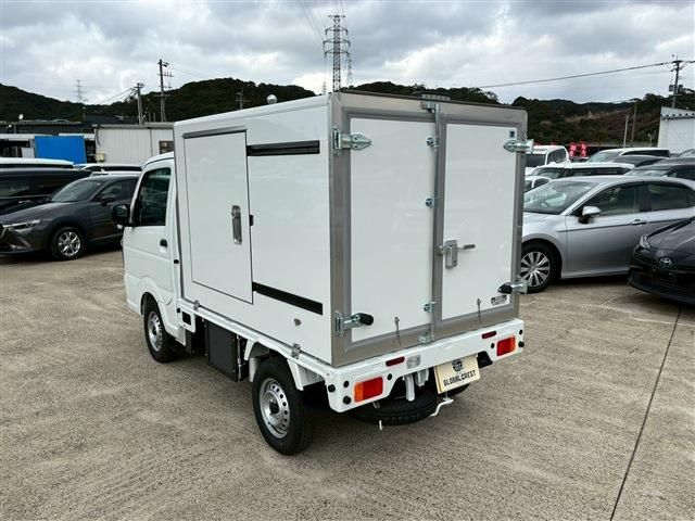 CARRY truck