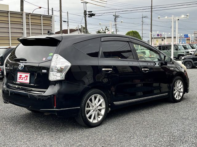 PRIUS Alpha