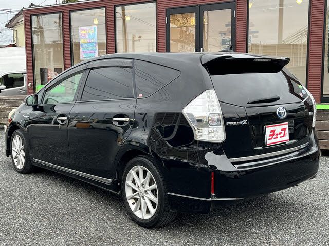 PRIUS Alpha