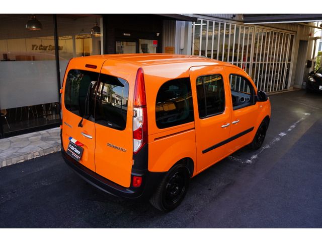 RENAULT KANGOO