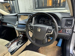 CROWN sedan 4WD