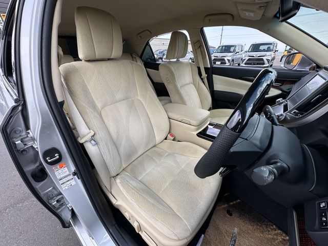 CROWN sedan 4WD