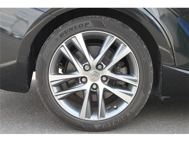 LEXUS IS200t
