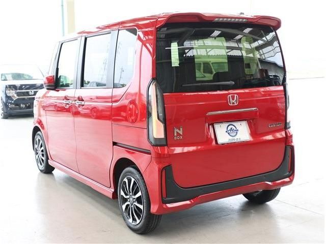 N-BOX CUSTOM