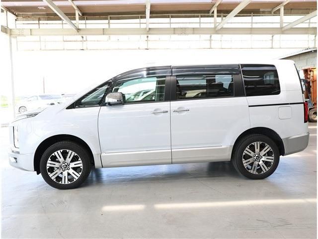 DELICA D:5 4WD