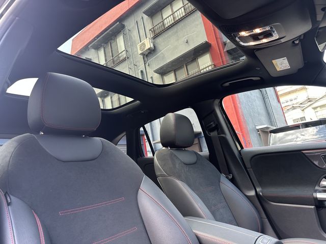 MERCEDES BENZ GLA class