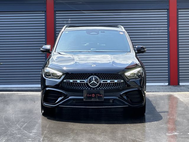 MERCEDES BENZ GLA class