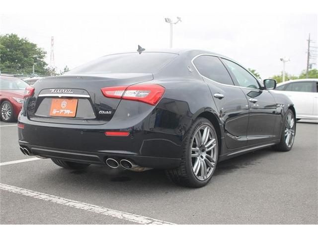 MASERATI GHIBLI Sedan