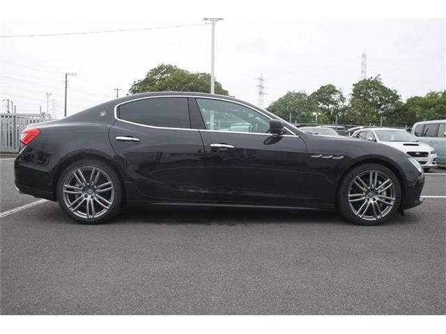 MASERATI GHIBLI Sedan