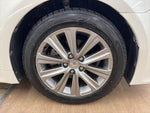 CROWN sedan hybrid