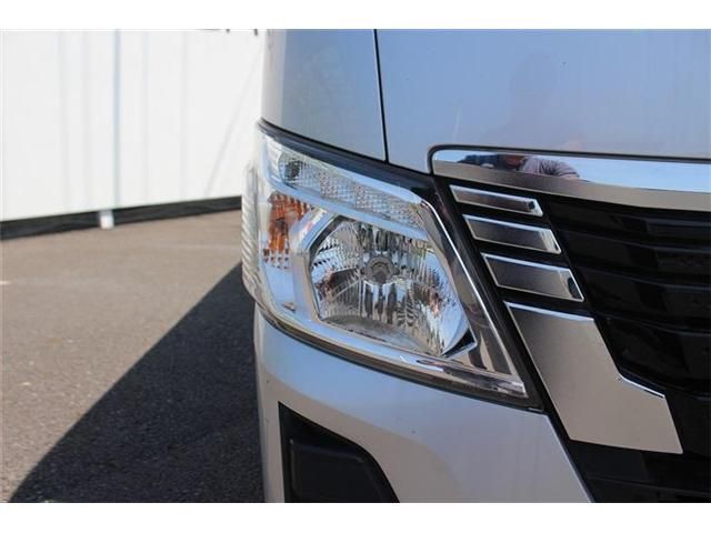 CARAVAN van 2WD