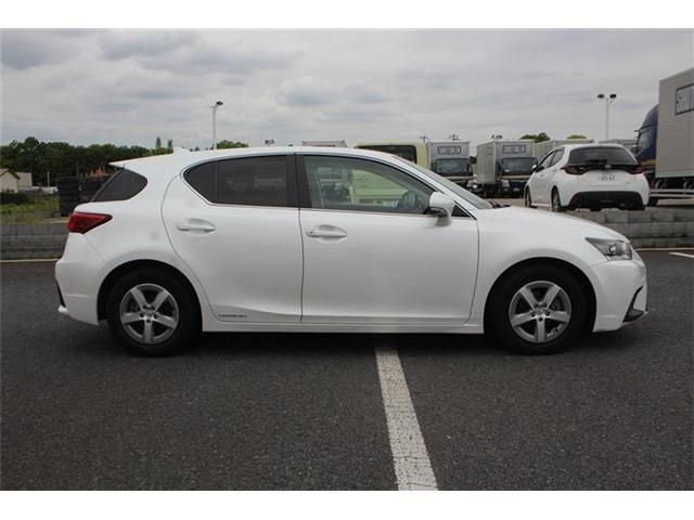 LEXUS CT200h