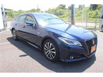 CROWN sedan hybrid
