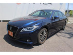 CROWN sedan hybrid
