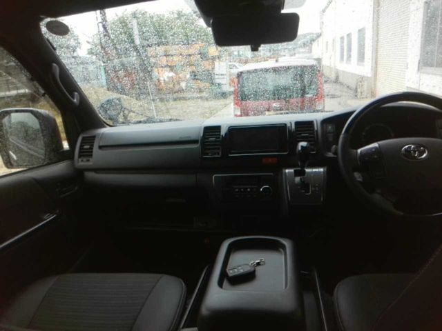 HIACE van 2WD