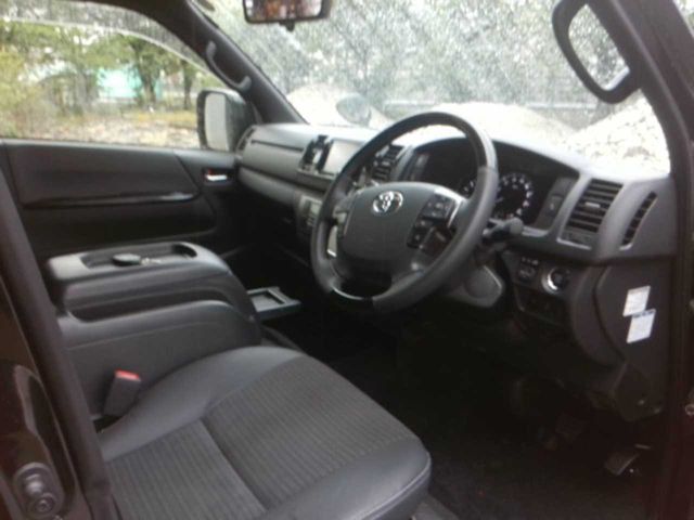 HIACE van 2WD