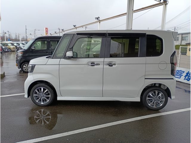 N BOX CUSTOM 4WD