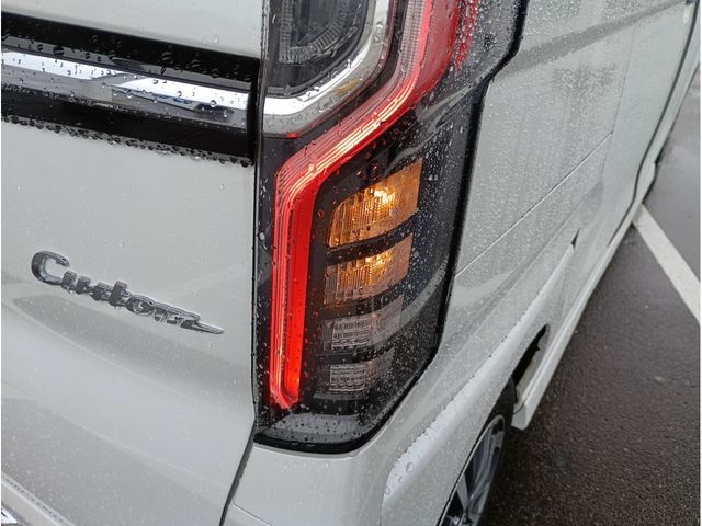 N BOX CUSTOM 4WD