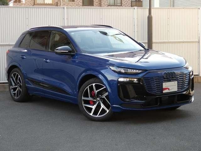 AUDI Q6 e-tron