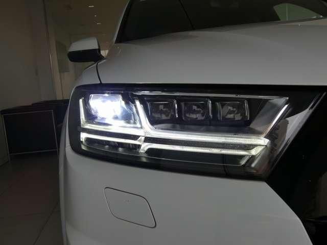 AUDI  Q7