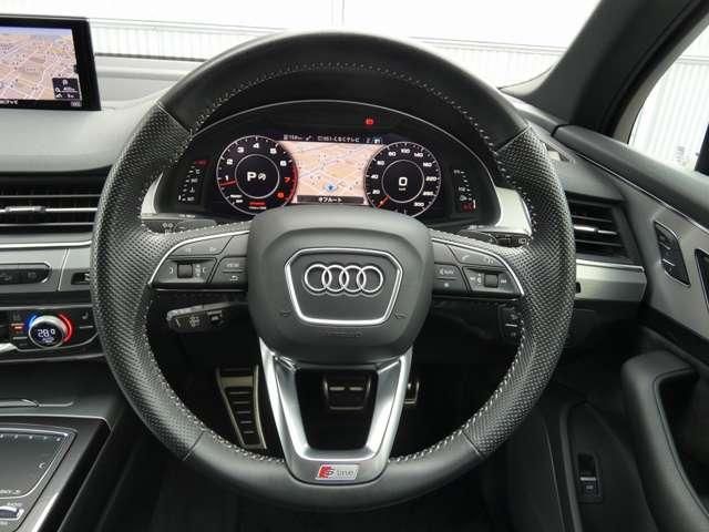 AUDI  Q7