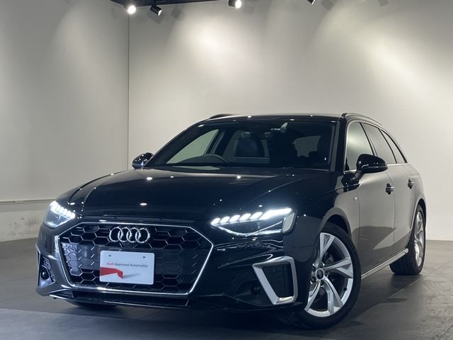 AUDI A4 AVANT