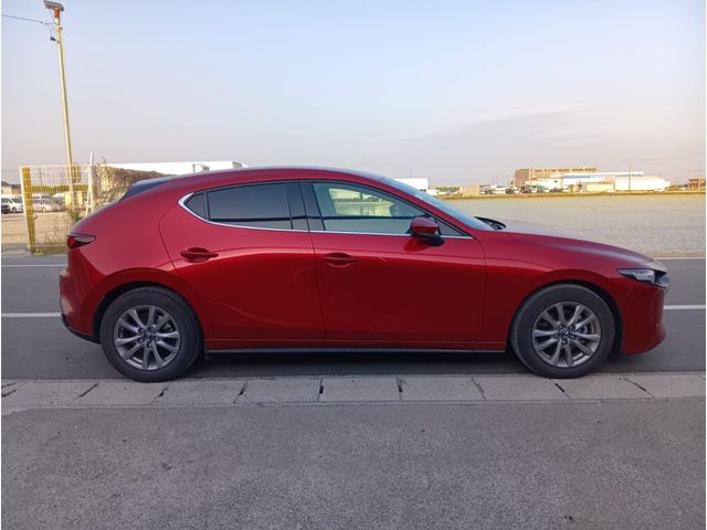 MAZDA3 FASTBACK